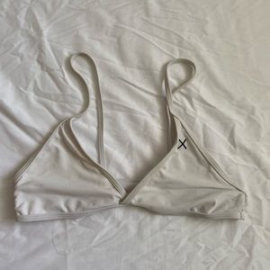 Fitted triangle bikini top!